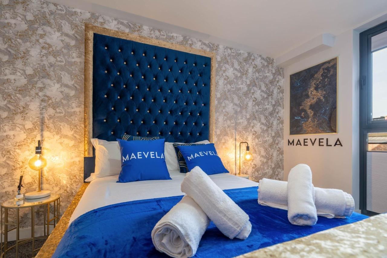 Maevela Apartments - Huge 7Ft Emperor Luxury 2 Bed Apartment - With Parking - New Build - City Centre, Digbeth - Rooftop Terrace - Ps4 & Smart Tv'S Birmingham Exterior photo